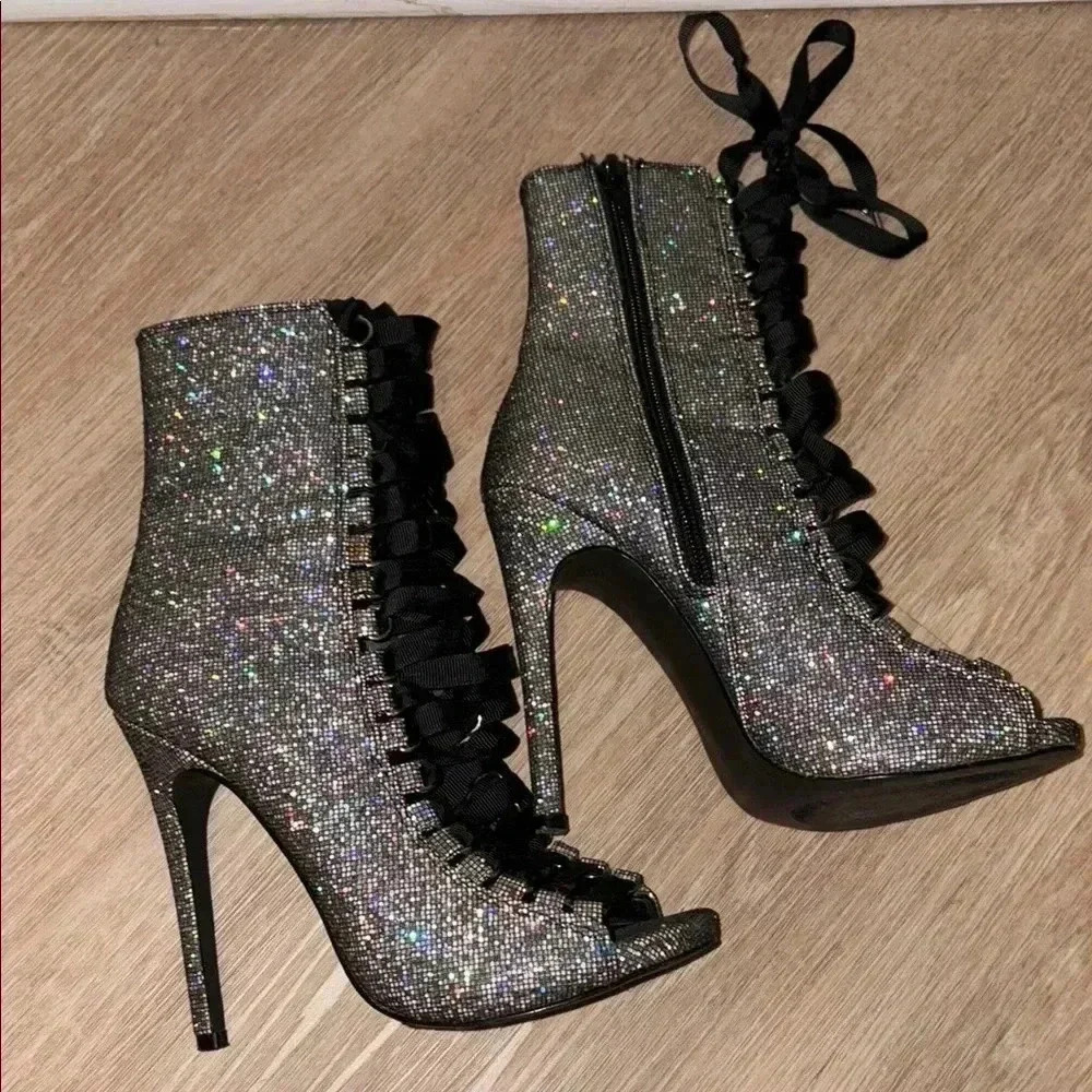 Steve Madden Black and Silver glitter Lace Up Boots